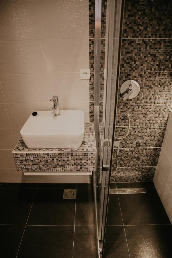 Aparthotel Saray&App SJJ Exterior foto